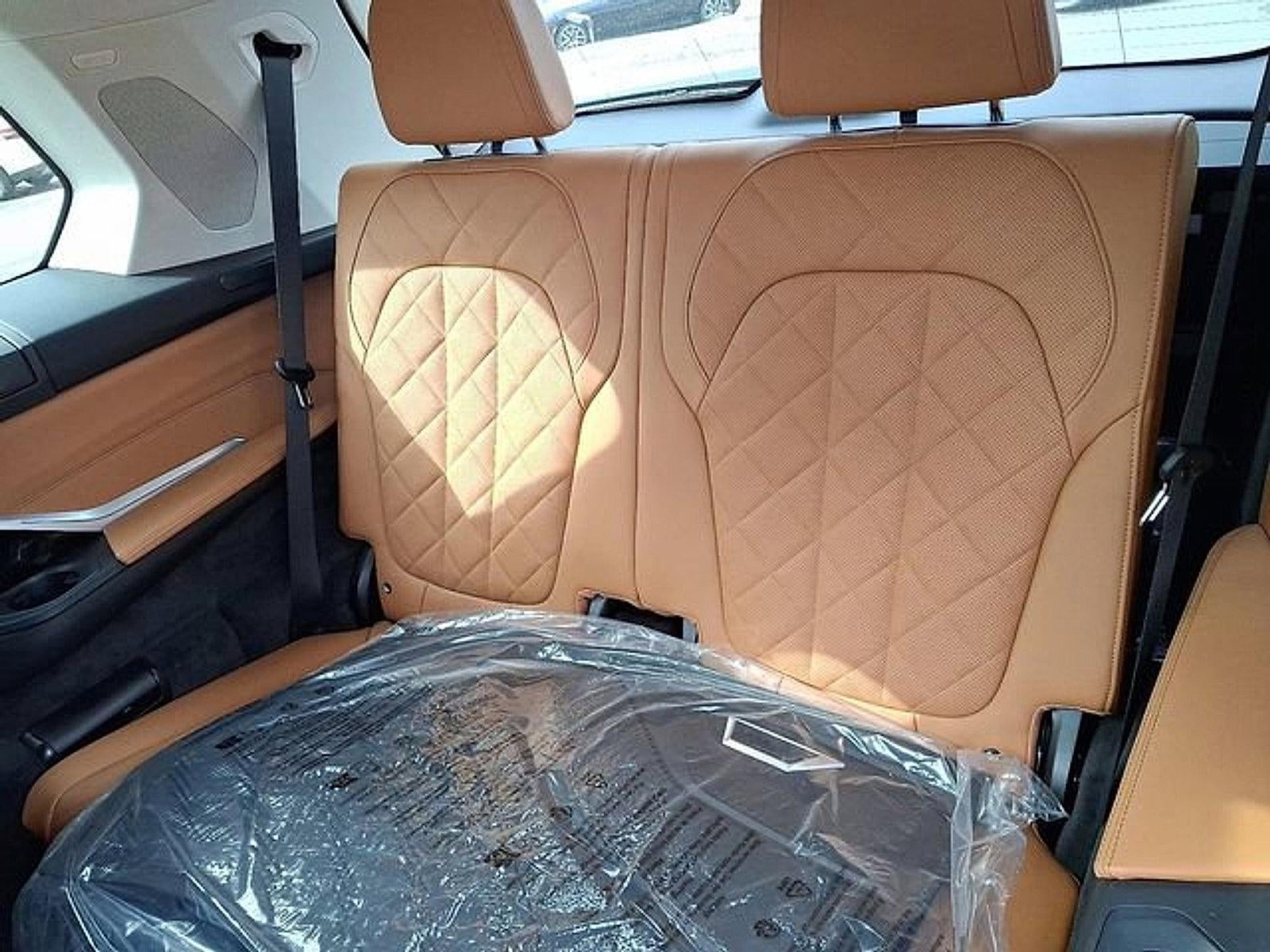2026 BMW X7 xDrive40i Sports Activity Vehicle