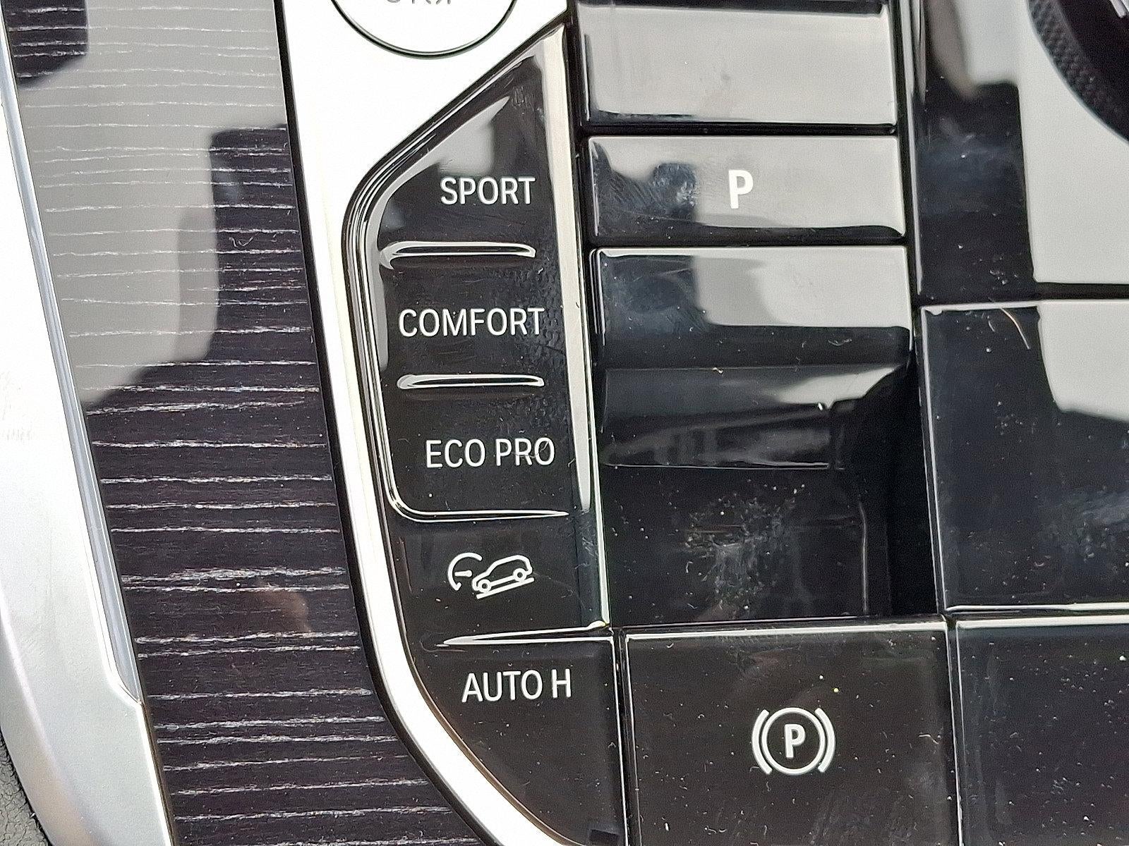 2026 BMW X7 xDrive40i Sports Activity Vehicle