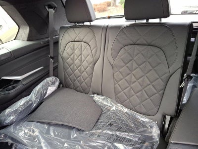 2026 BMW X7 xDrive40i Sports Activity Vehicle