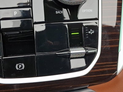 2026 BMW X7 xDrive40i Sports Activity Vehicle