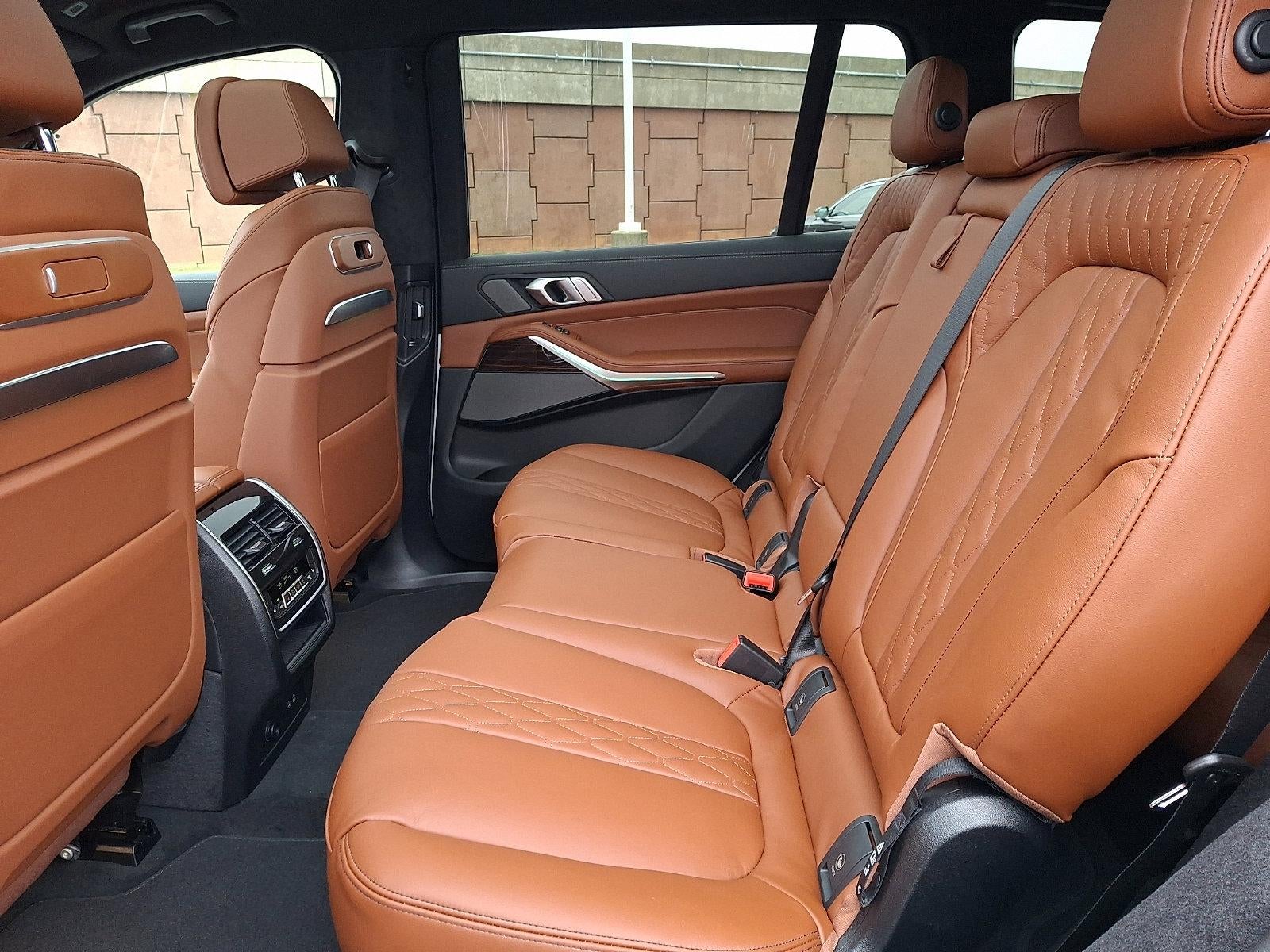 2026 BMW X7 xDrive40i Sports Activity Vehicle