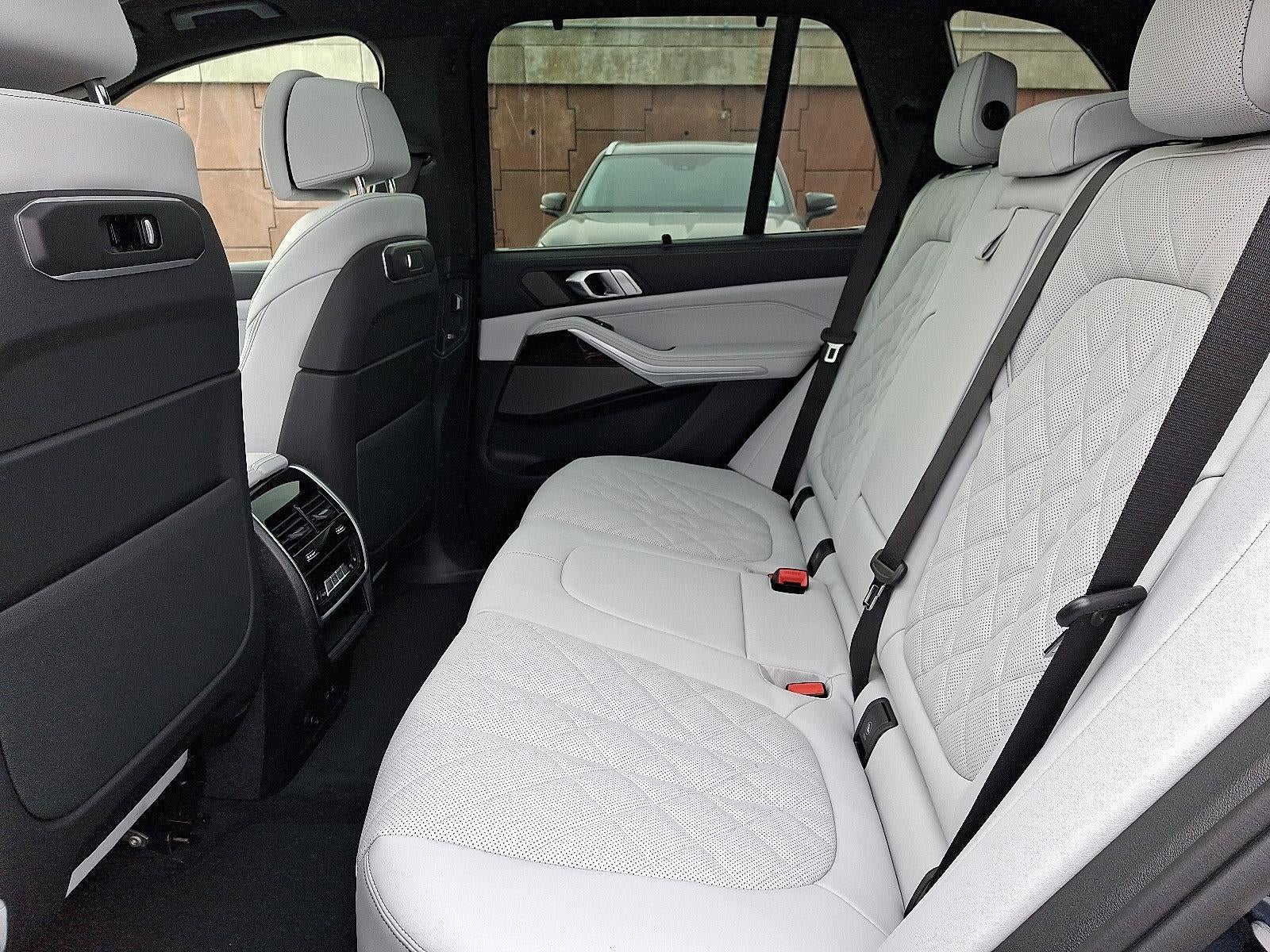 2026 BMW X5 xDrive40i Sports Activity Vehicle