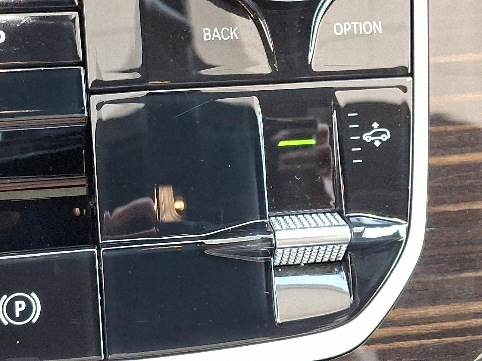 2025 BMW X5 xDrive50e Plug-In Hybrid