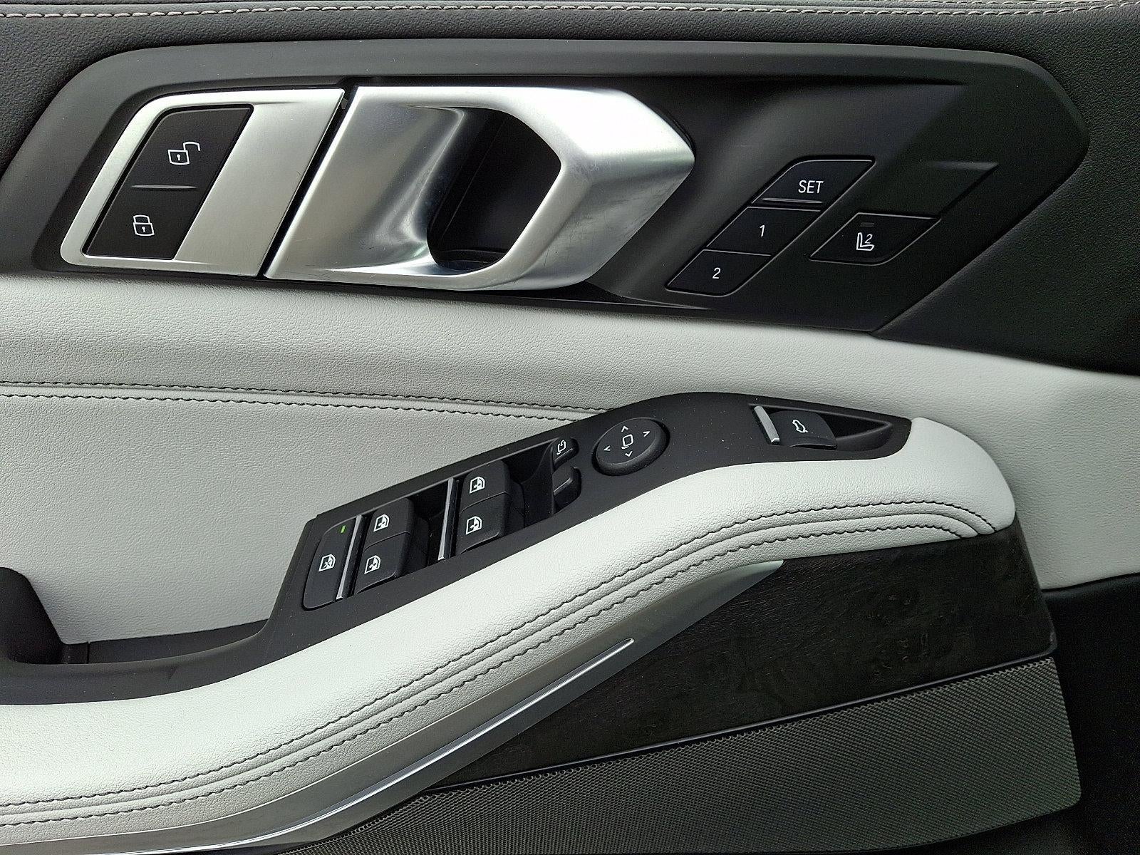 2025 BMW X5 xDrive50e Plug-In Hybrid