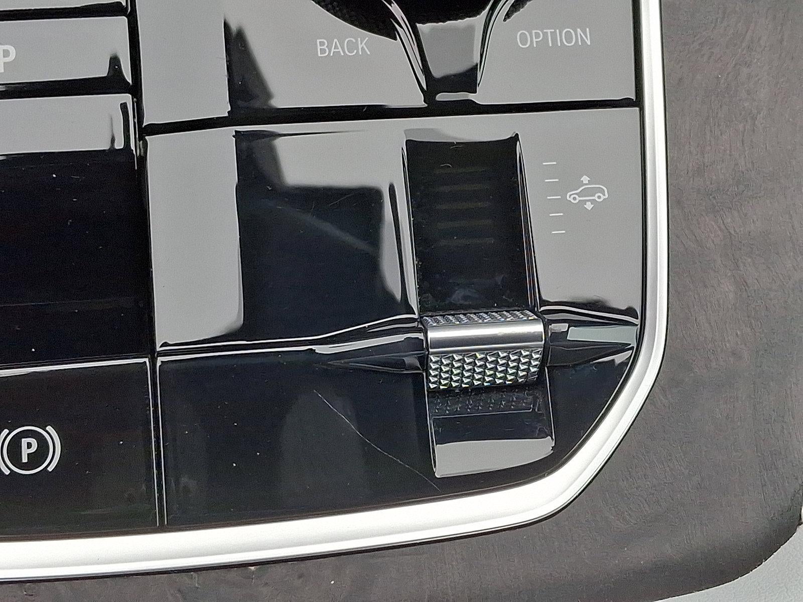 2025 BMW X5 xDrive50e Plug-In Hybrid