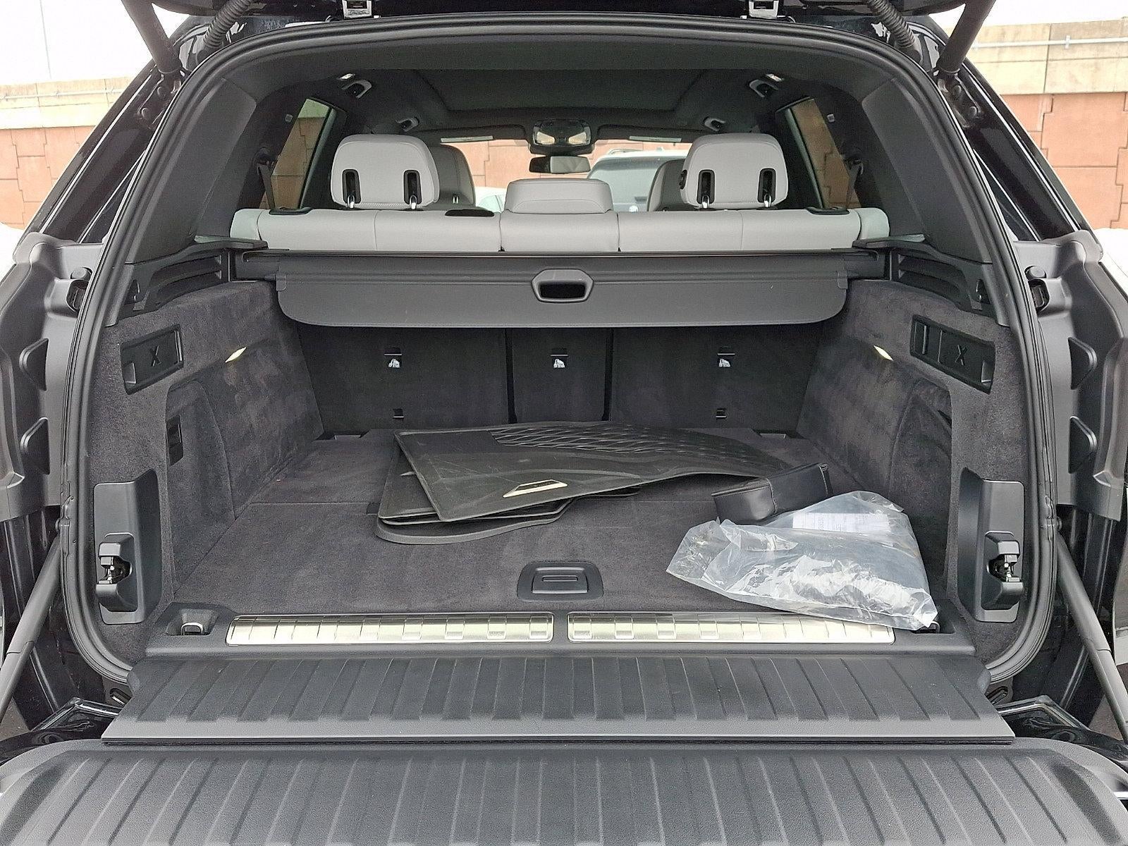 2025 BMW X5 xDrive50e Plug-In Hybrid