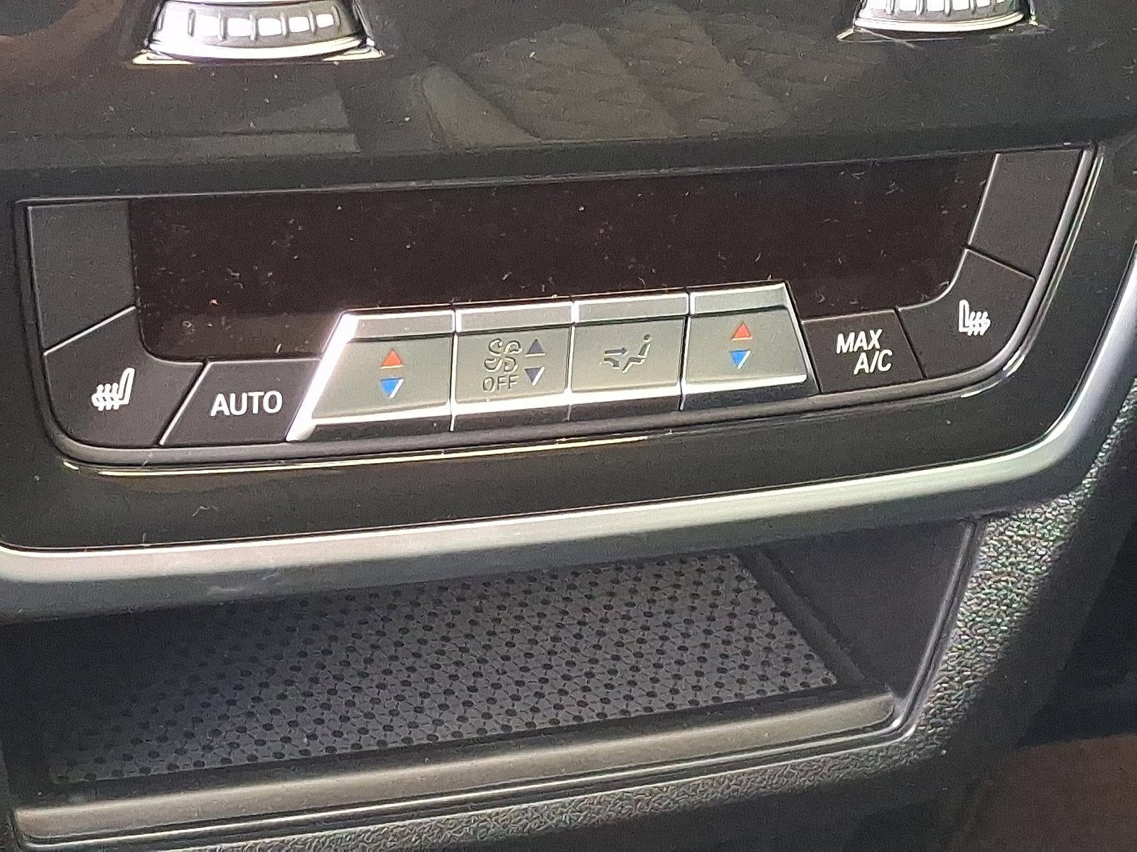 2026 BMW X6 M60i Sports Activity Coupe