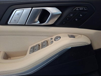 2022 BMW X7 xDrive40i Sports Activity Vehicle