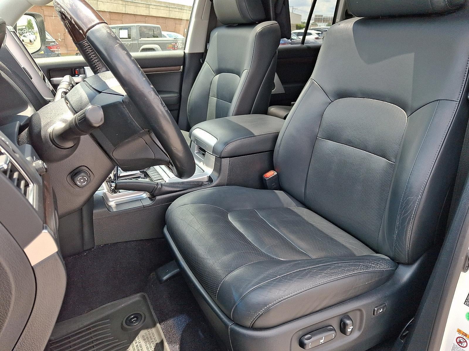 2016 Toyota Land Cruiser 4dr 4WD (GS)