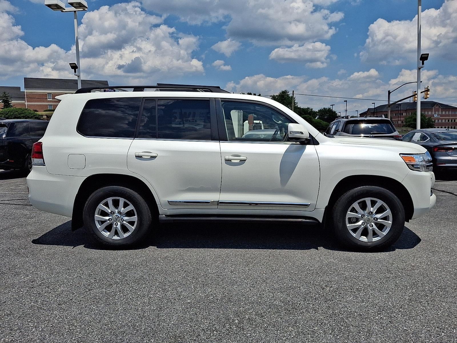 2016 Toyota Land Cruiser 4dr 4WD (GS)