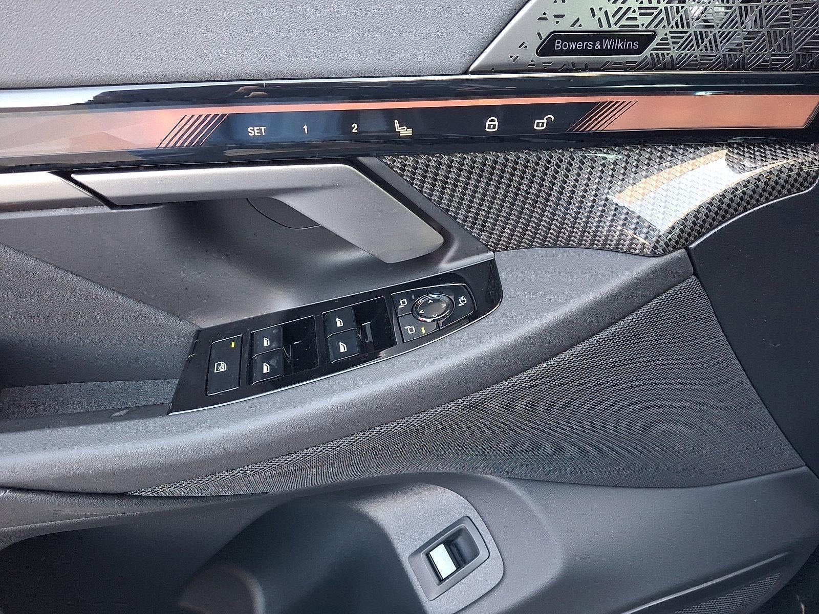 2026 BMW 550e xDrive Sedan