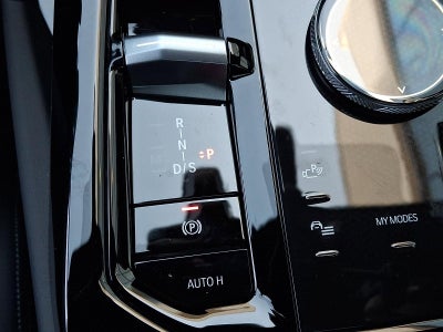 2026 BMW 550e xDrive Sedan