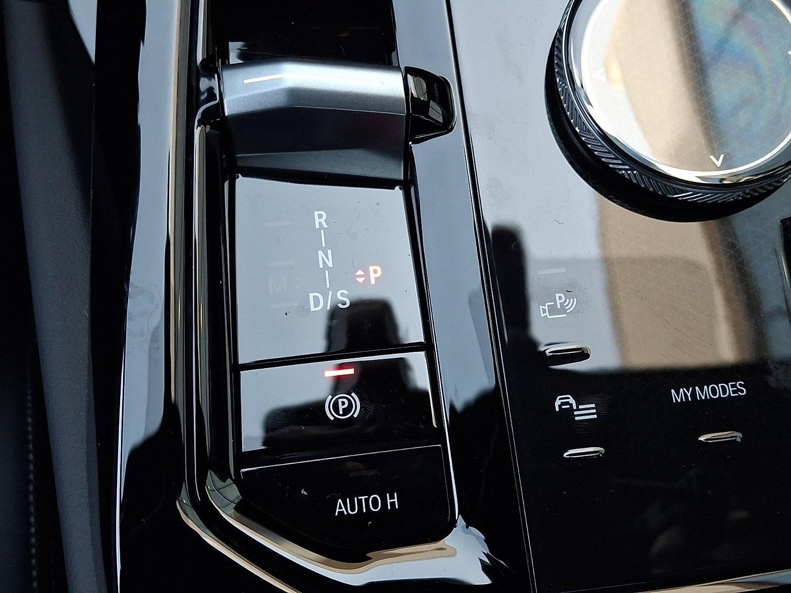 2026 BMW 550e xDrive Sedan