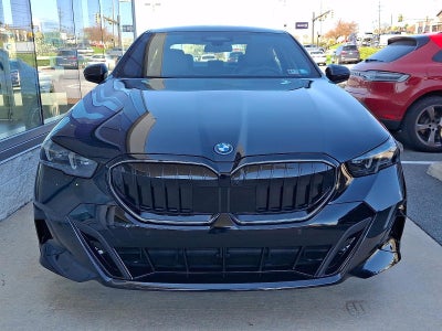 2026 BMW 550e xDrive Sedan