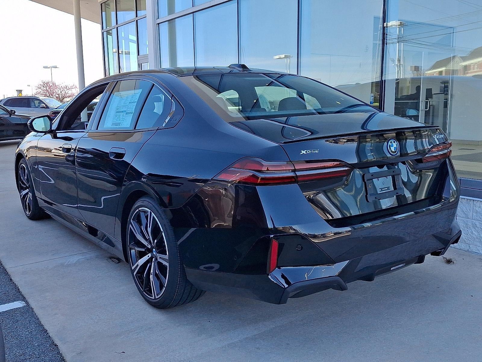 2026 BMW 550e xDrive Sedan