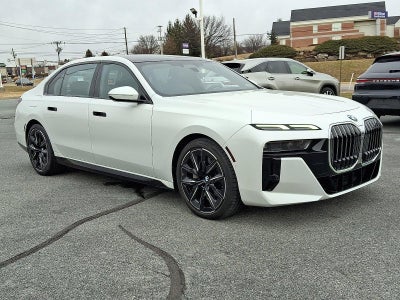 2023 BMW 760i xDrive Sedan