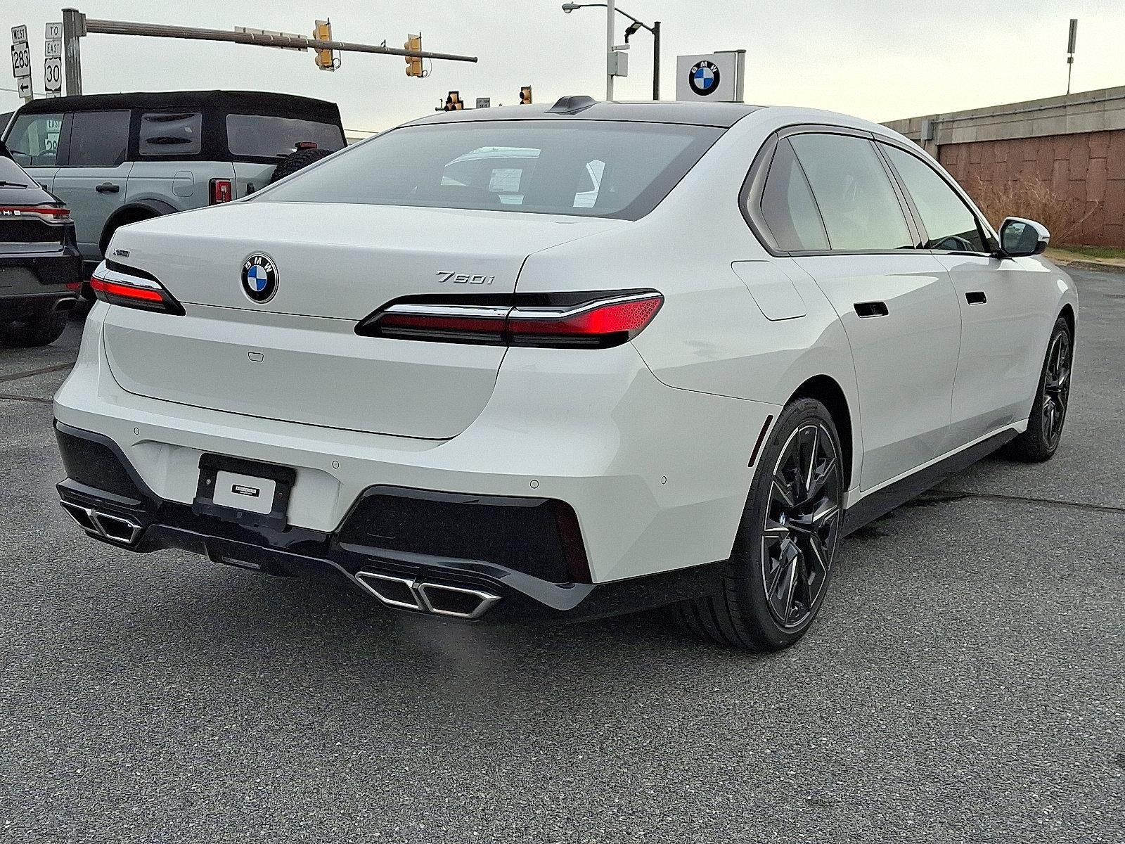 2023 BMW 760i xDrive Sedan