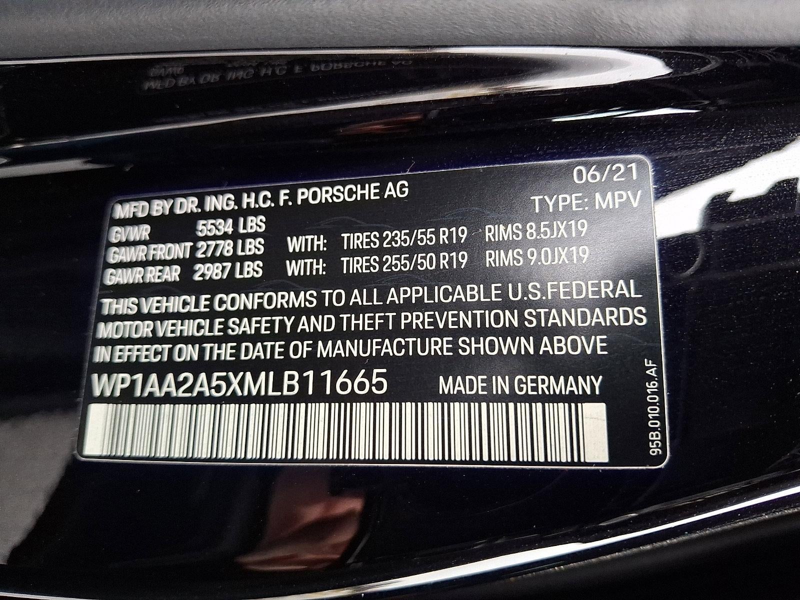 2021 Porsche Macan AWD