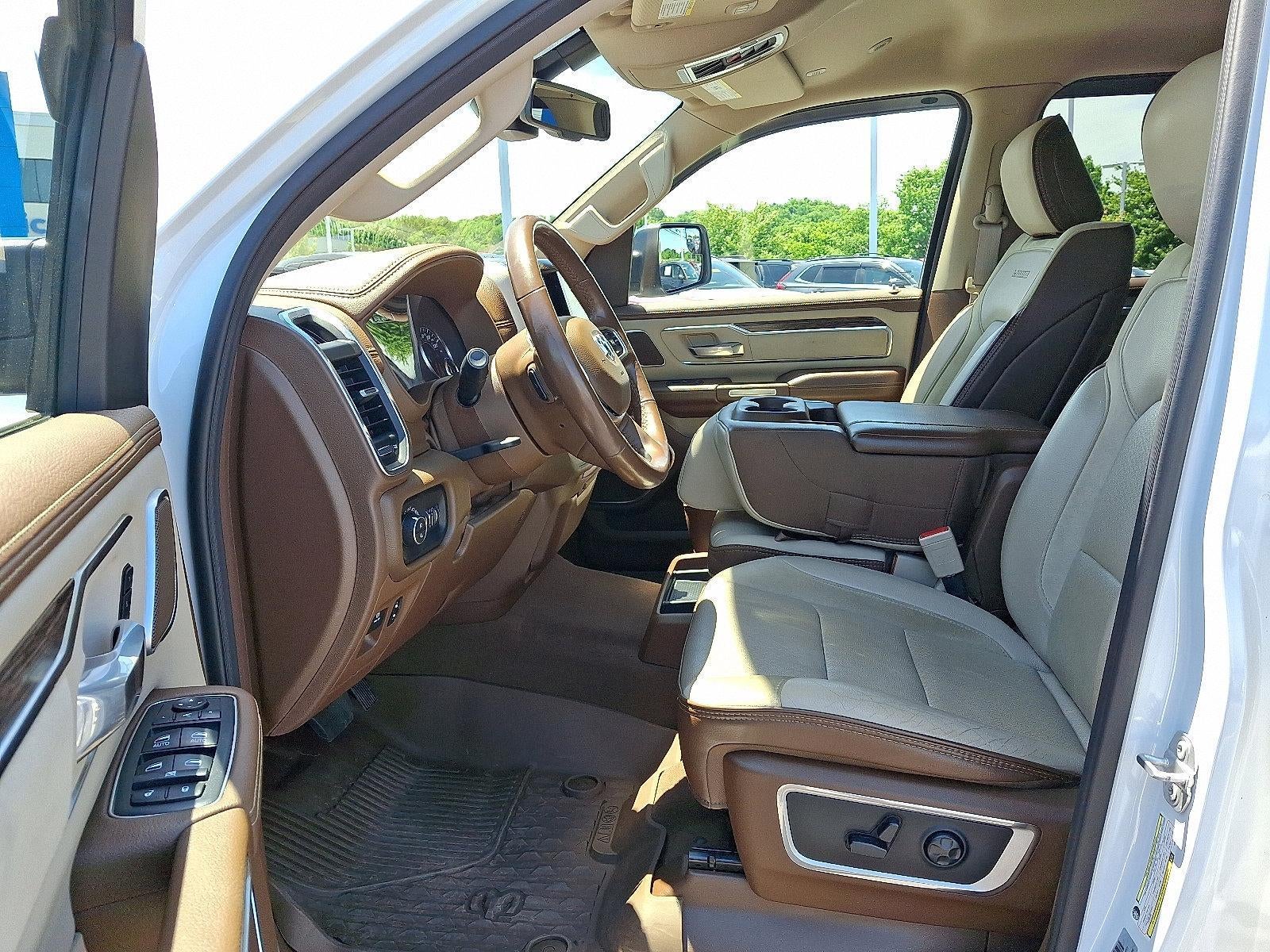 2019 RAM 1500 Laramie 4x4 Crew Cab 5'7" Box