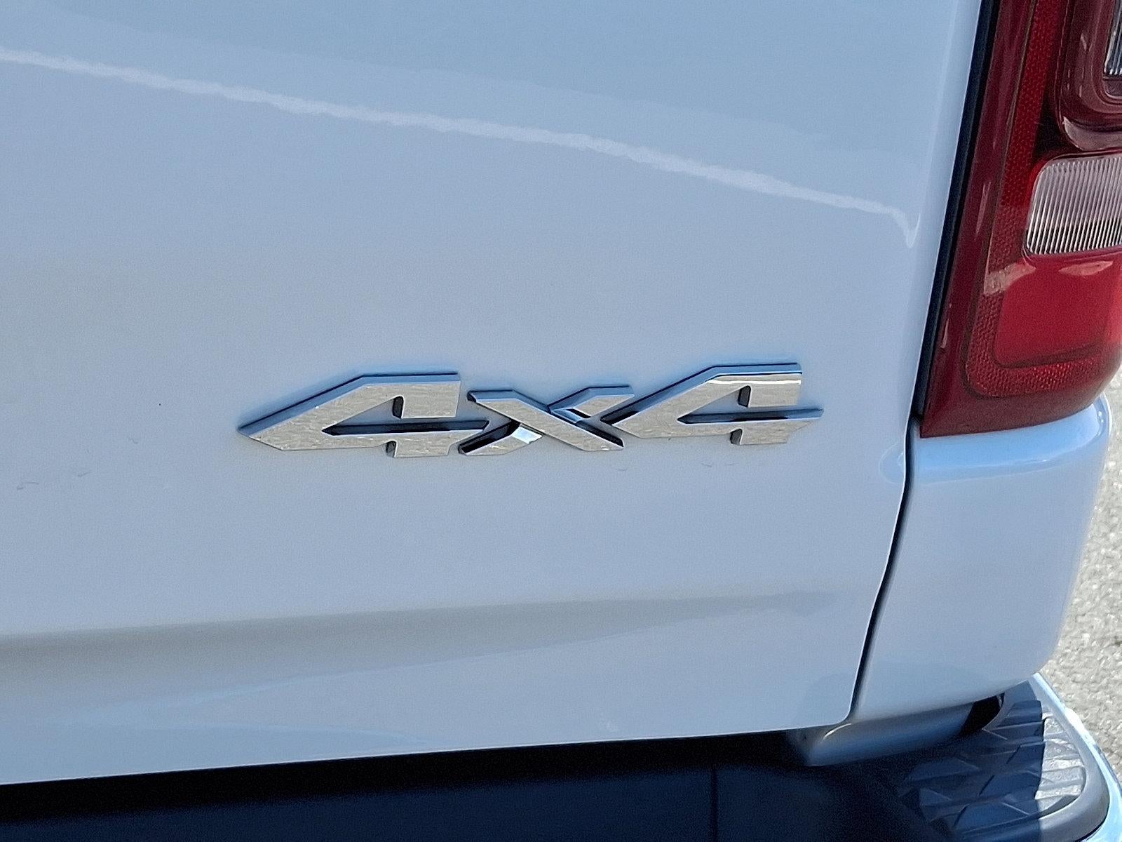 2019 RAM 1500 Laramie 4x4 Crew Cab 5'7" Box