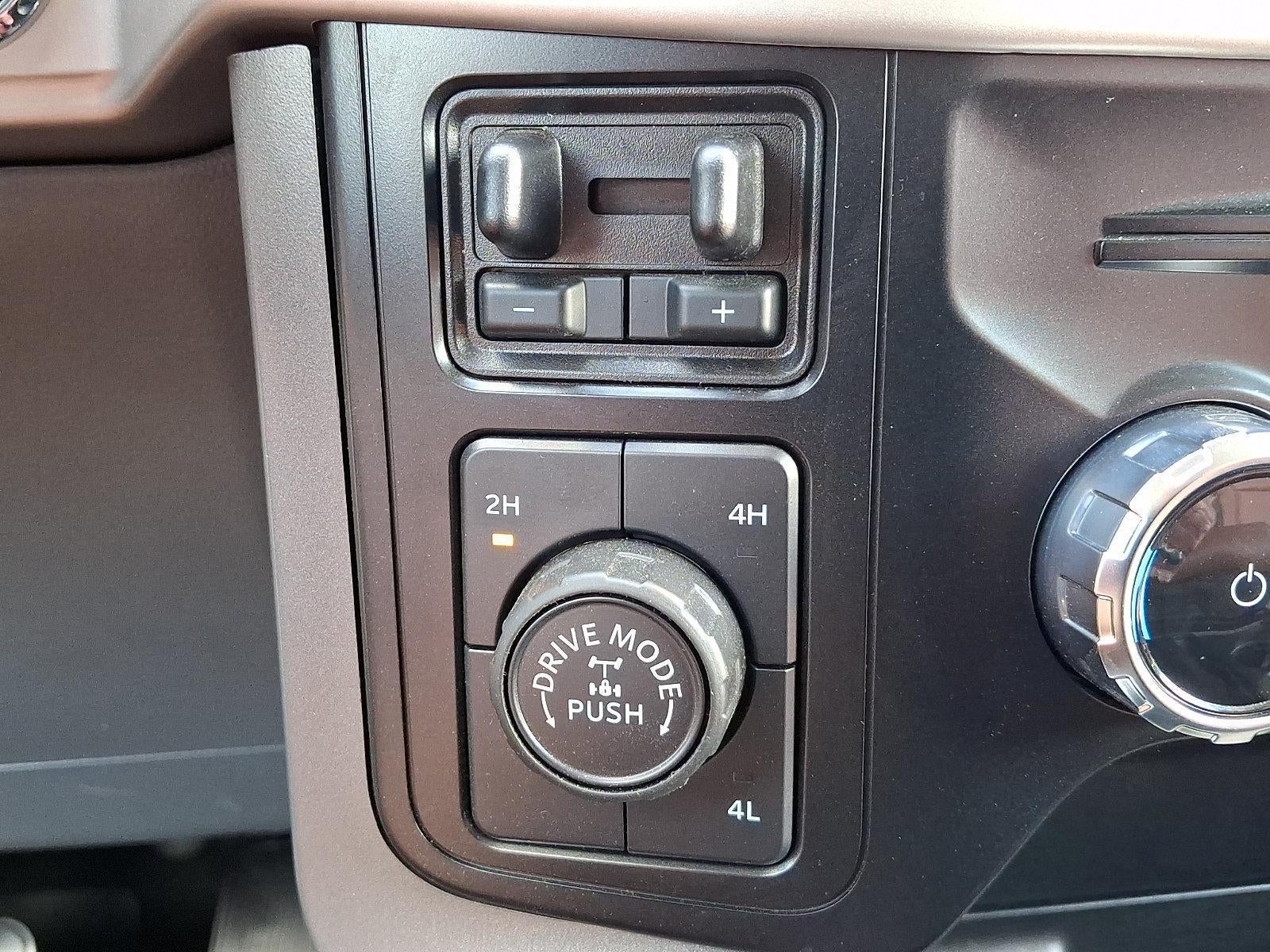 2023 Ford F-150 XLT 4WD SuperCrew 5.5' Box