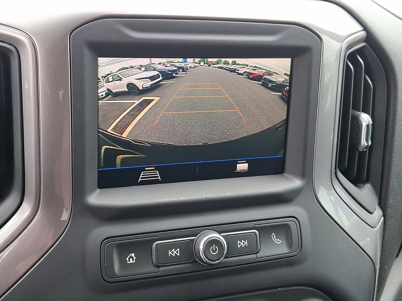 2021 Chevrolet Silverado 1500 Crew Cab Short Box 4-Wheel Drive Custom