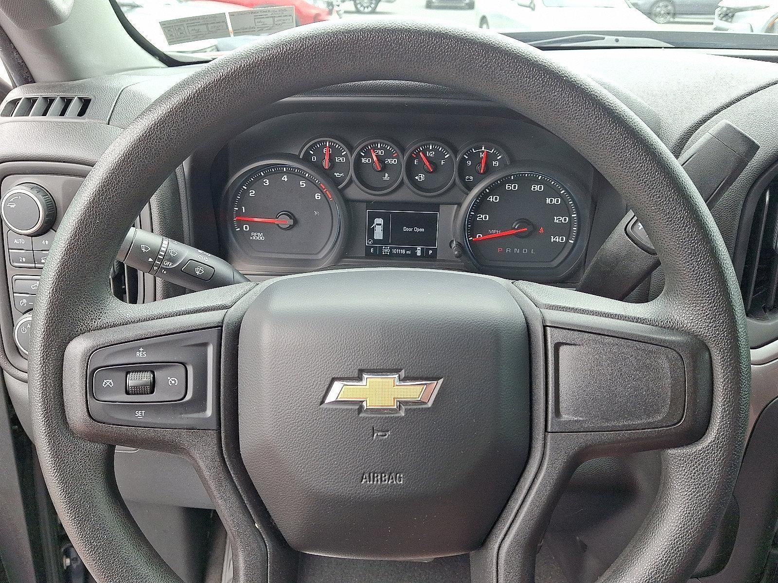 2021 Chevrolet Silverado 1500 Crew Cab Short Box 4-Wheel Drive Custom