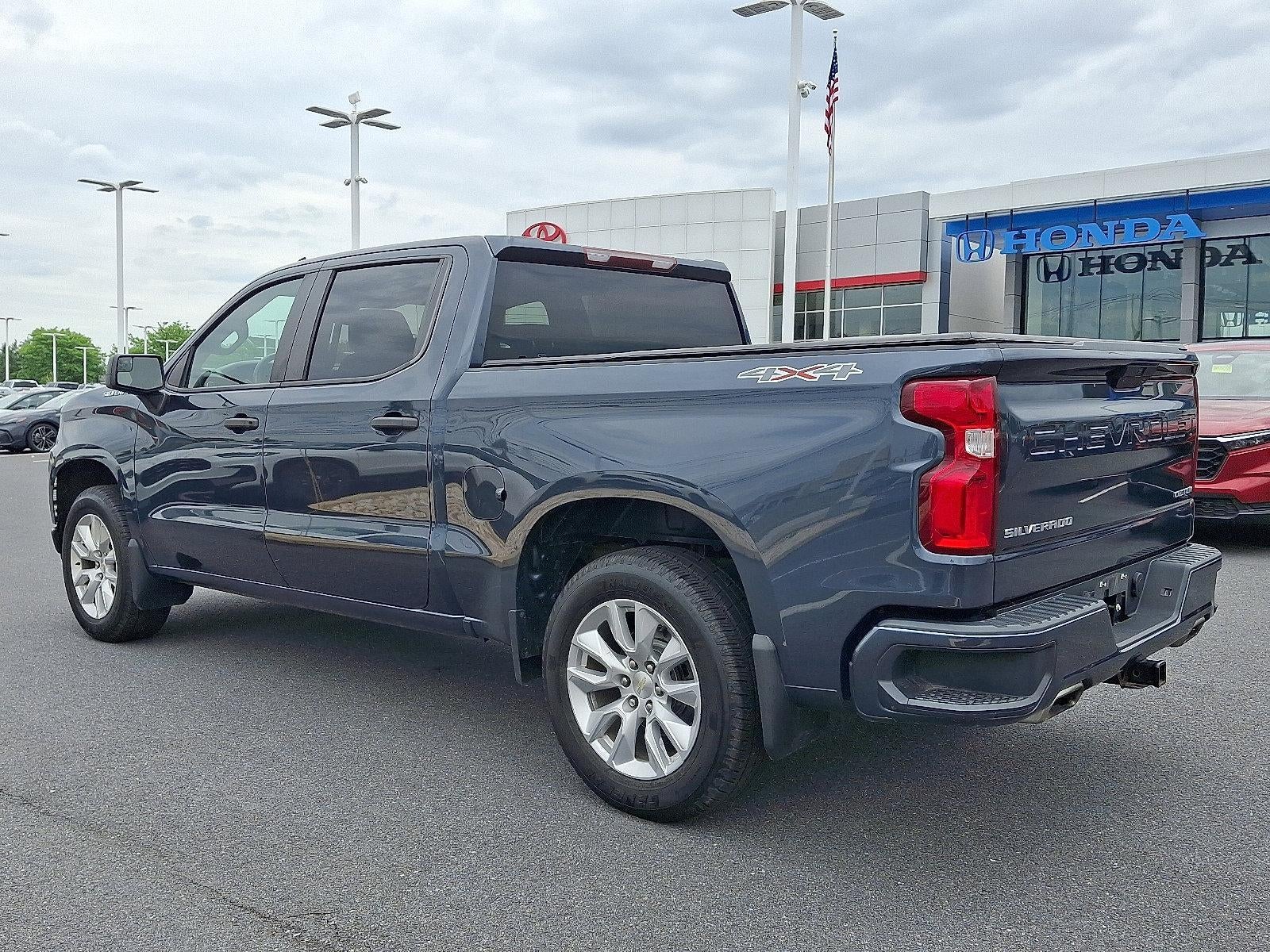 2021 Chevrolet Silverado 1500 Crew Cab Short Box 4-Wheel Drive Custom