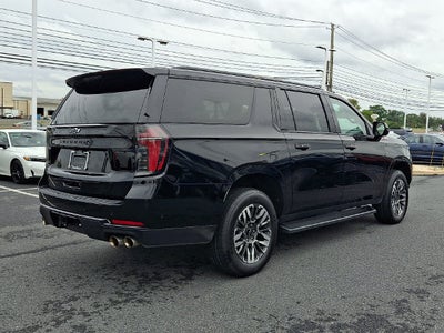 2025 Chevrolet Suburban Z71 **SUPER CLEAN**