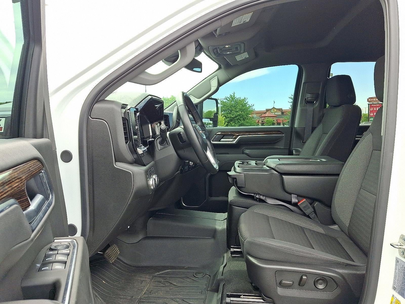 2025 GMC Sierra 2500 HD Crew Cab Long Box 4-Wheel Drive SLE