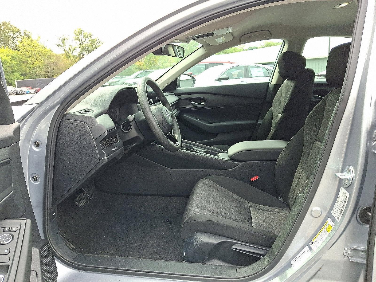 2025 Honda Accord Sedan LX CVT