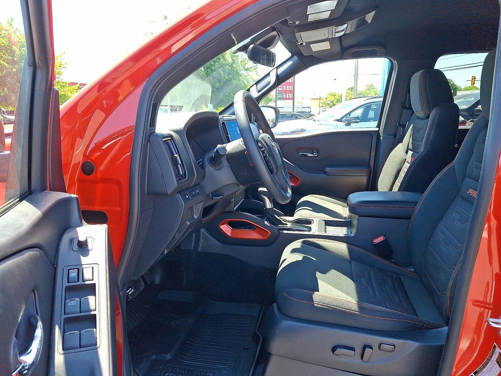 2025 Nissan Frontier Crew Cab 4x4 PRO-4X