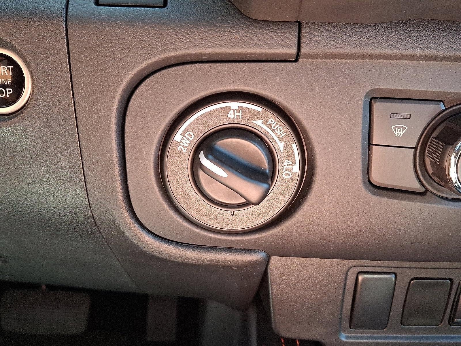 2025 Nissan Frontier Crew Cab 4x4 PRO-4X