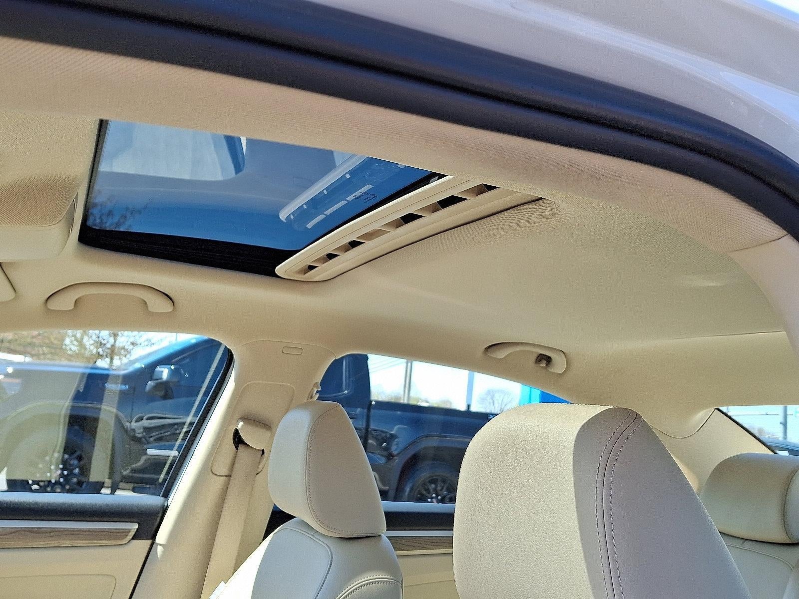 2017 Volkswagen Passat 1.8T SEL Premium Auto