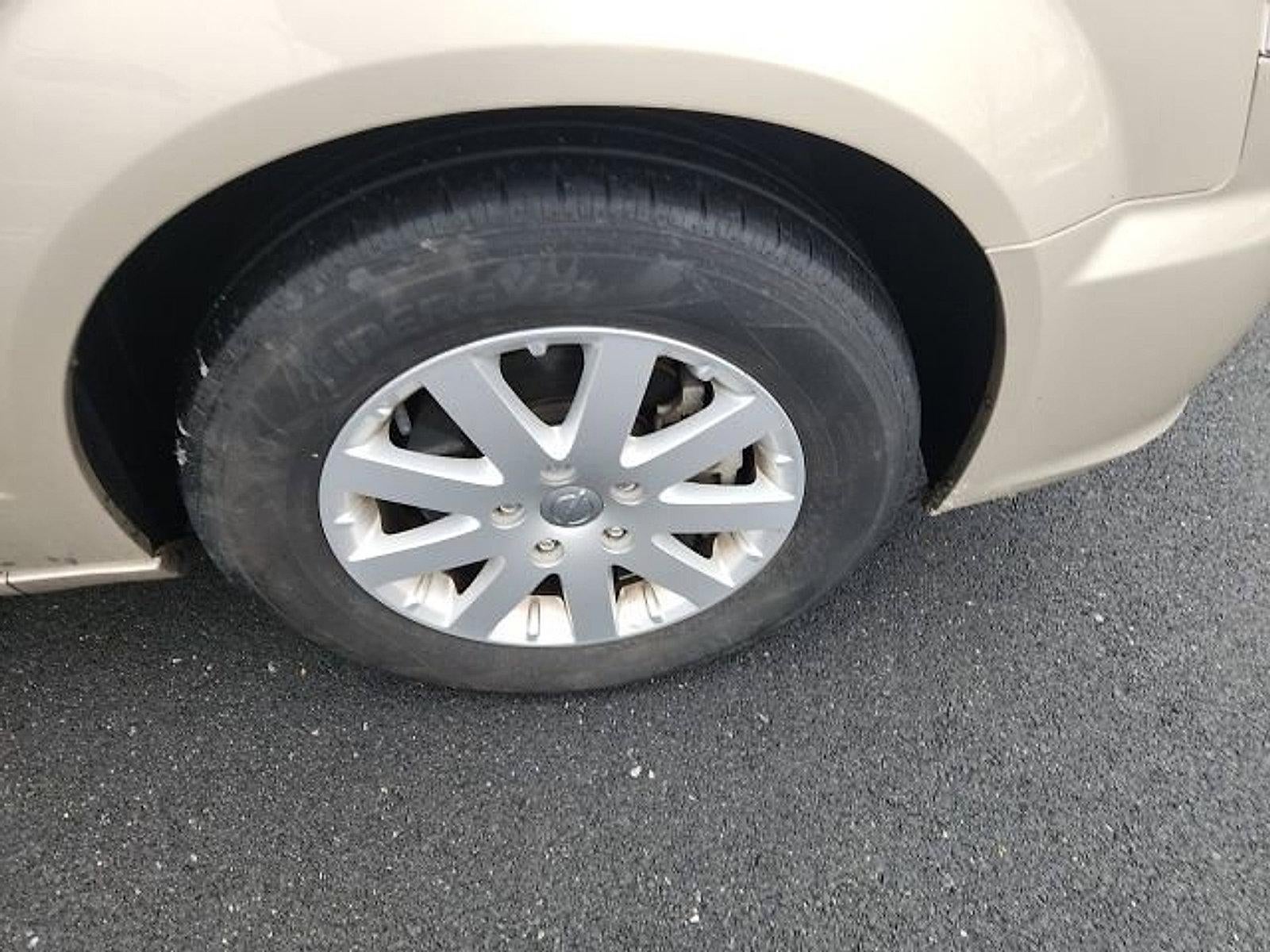 2016 Chrysler Town & Country 4dr Wgn Touring