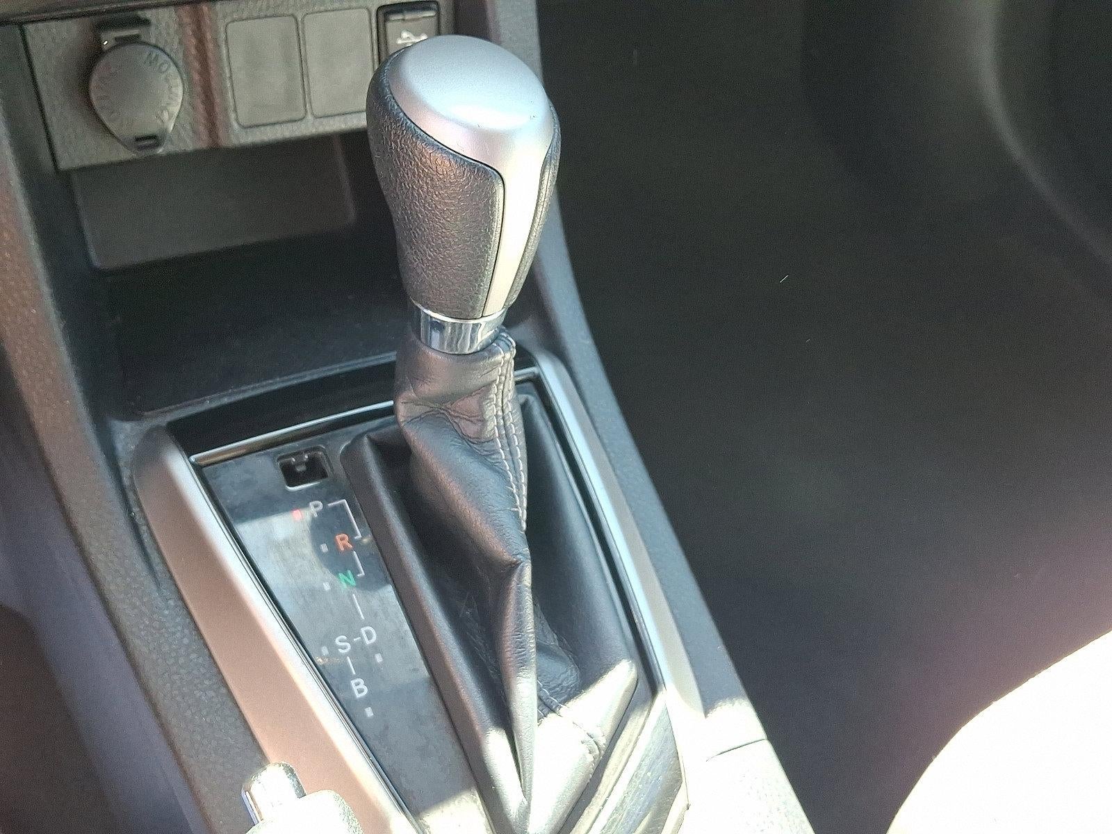 2015 Toyota Corolla 4dr Sdn CVT Auto LE ECO (Natl)