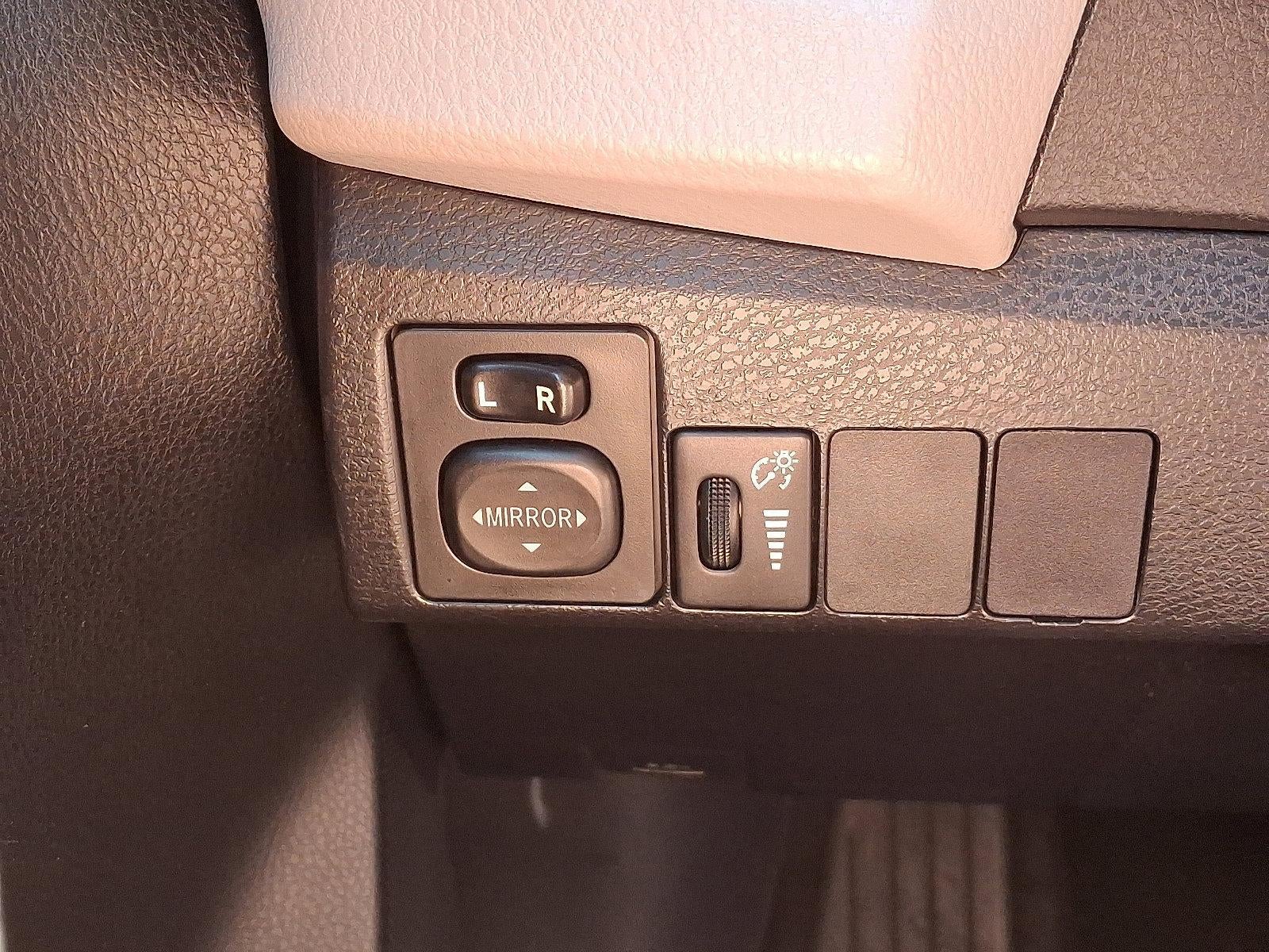 2015 Toyota Corolla 4dr Sdn CVT Auto LE ECO (Natl)