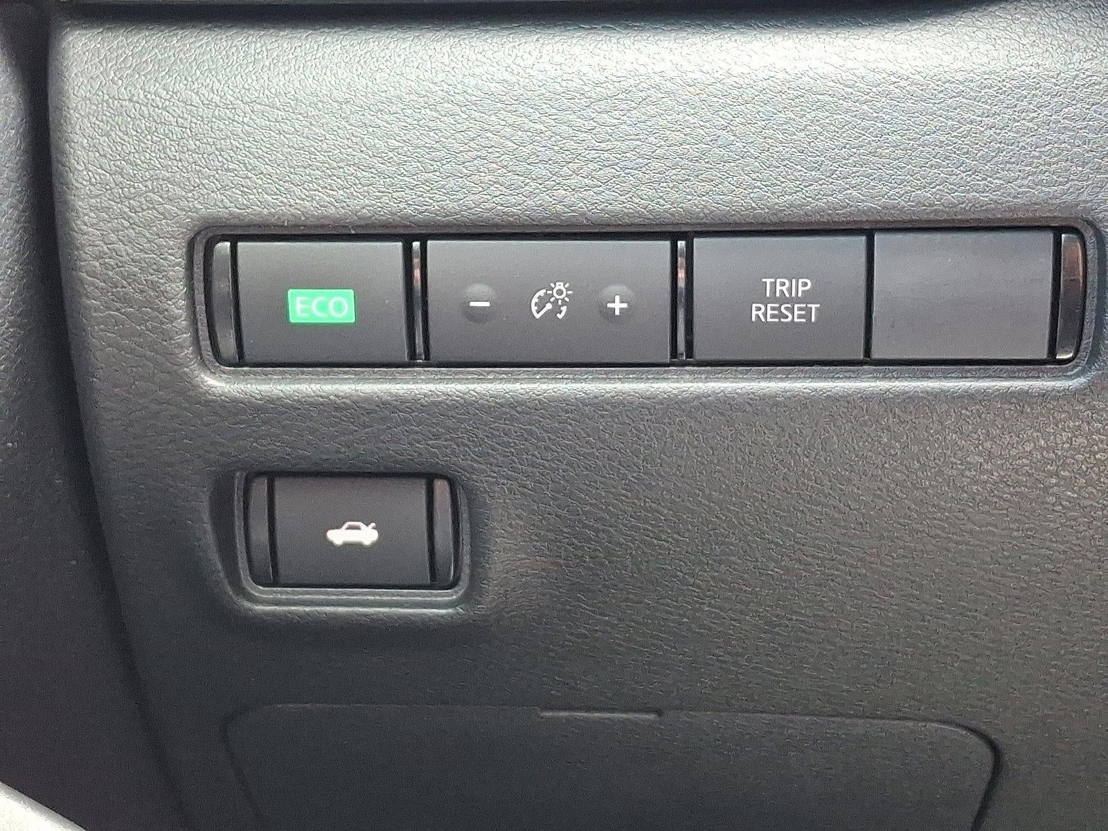 2023 Nissan Sentra SV CVT