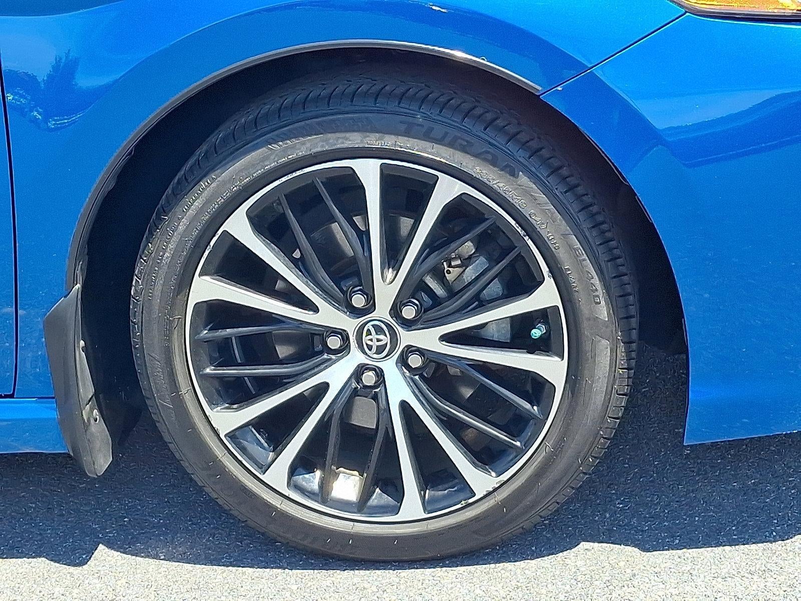 2018 Toyota Camry SE Auto (SE)