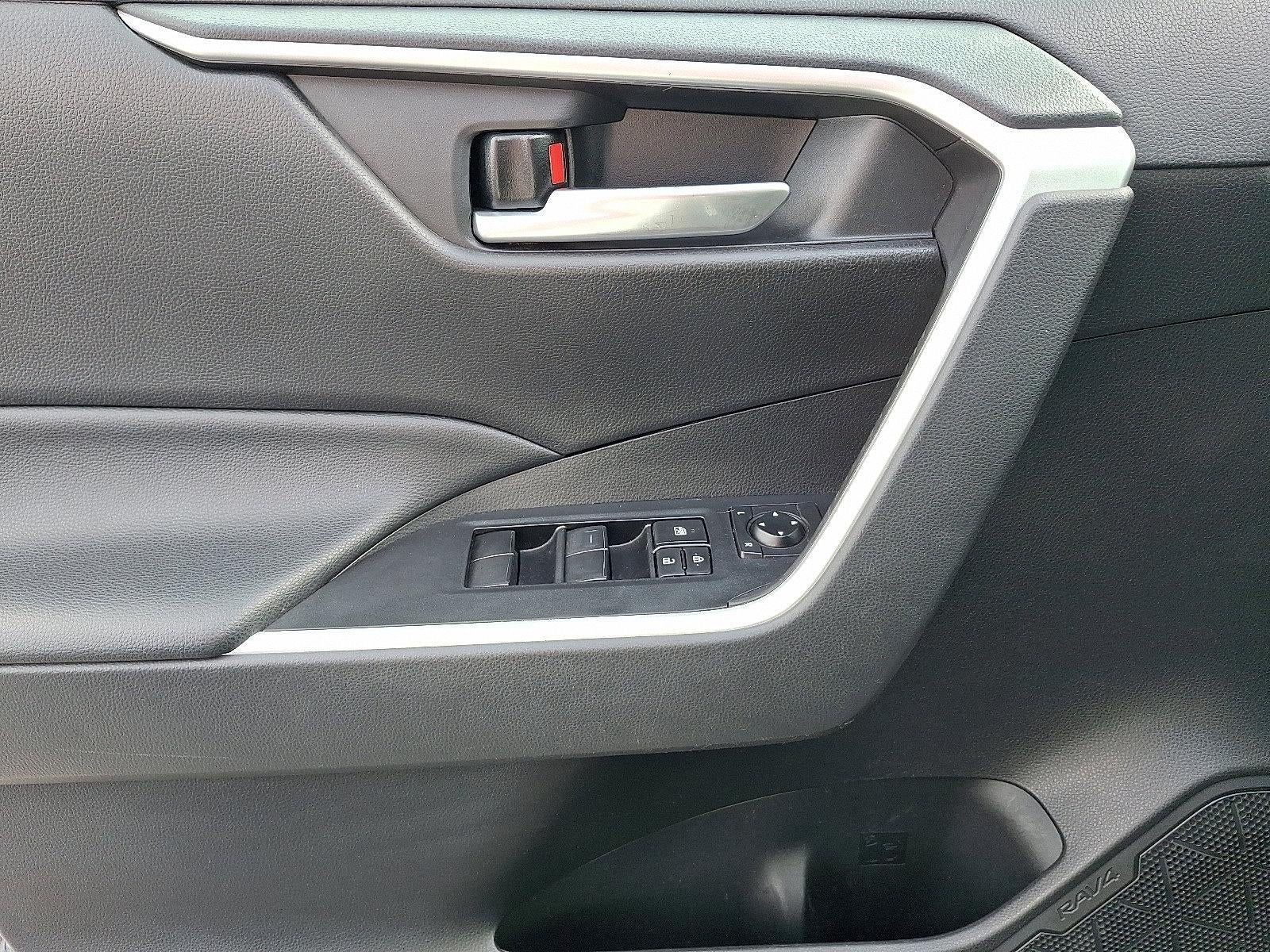 2021 Toyota RAV4 Hybrid XLE AWD (Natl)