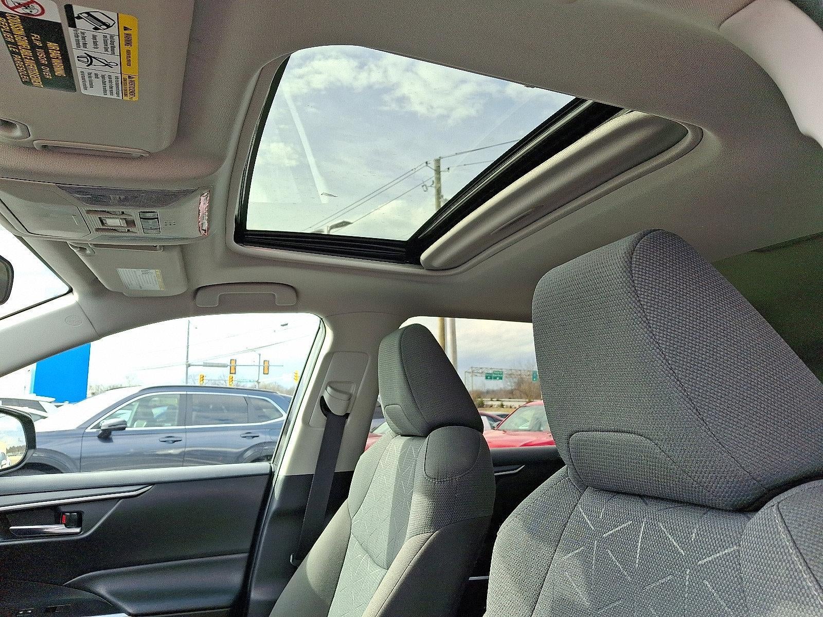 2021 Toyota RAV4 Hybrid XLE AWD (Natl)