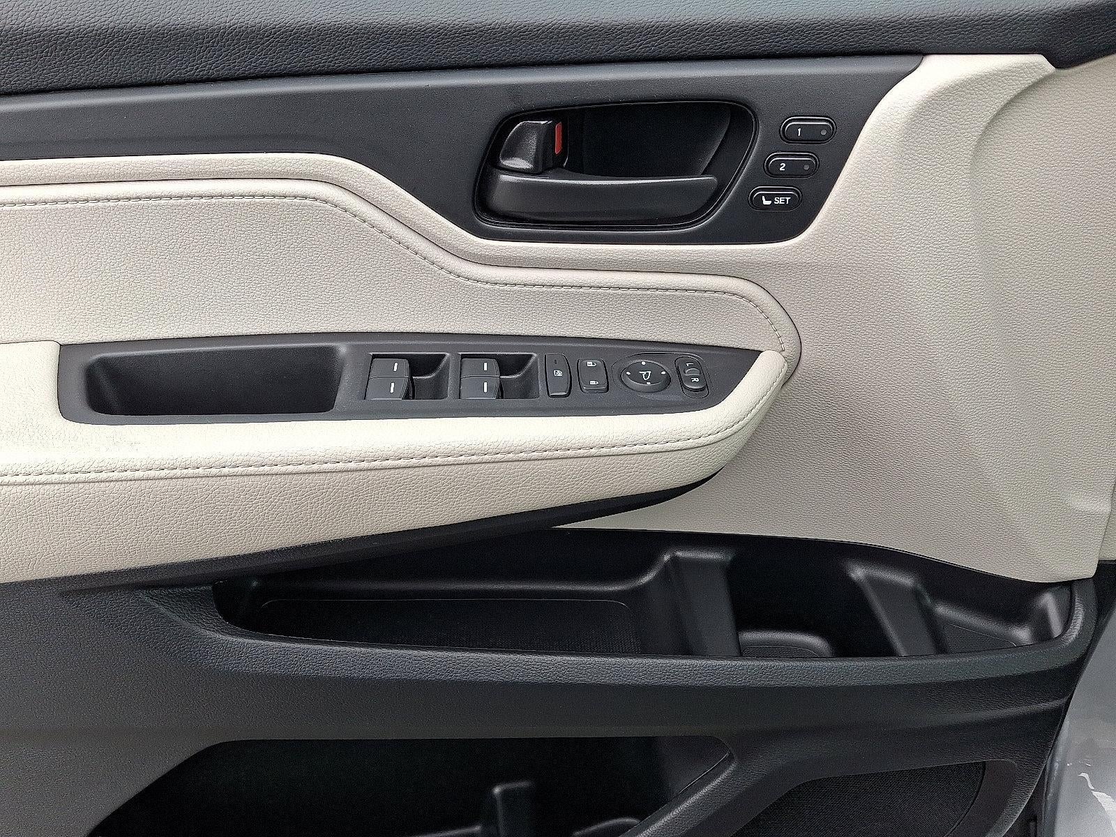 2025 Honda Odyssey EX-L Auto