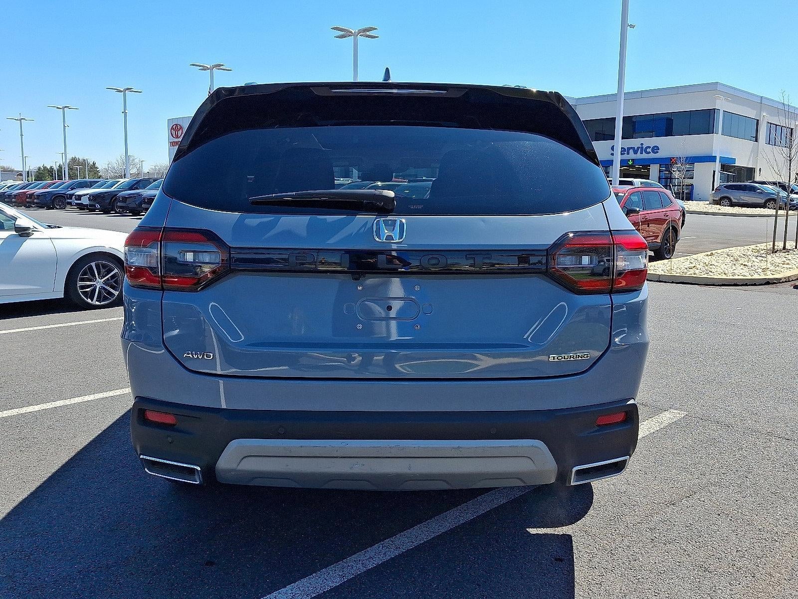 2024 Honda Pilot Touring AWD
