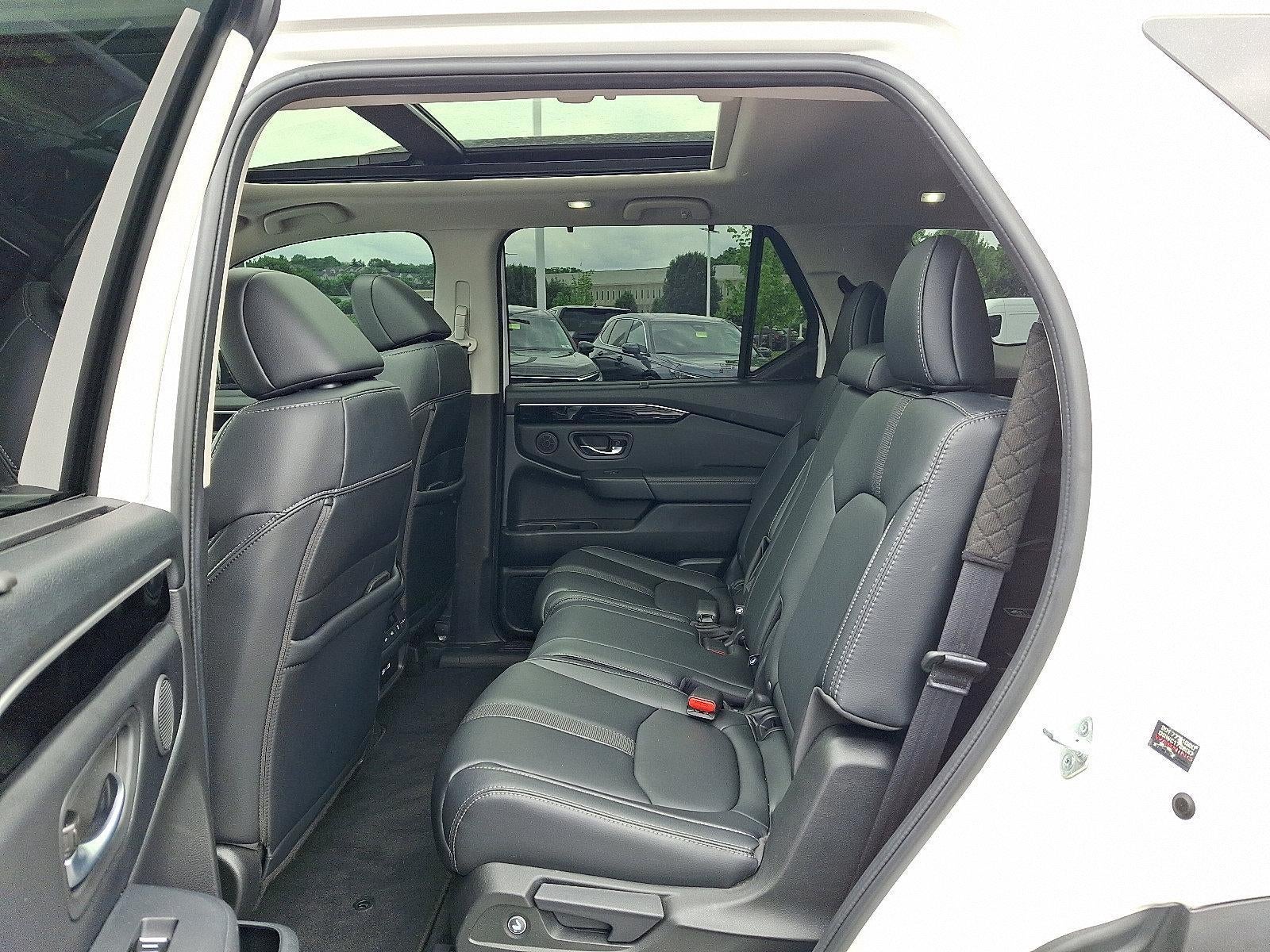 2023 Honda Pilot Touring AWD