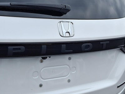 2023 Honda Pilot Touring AWD