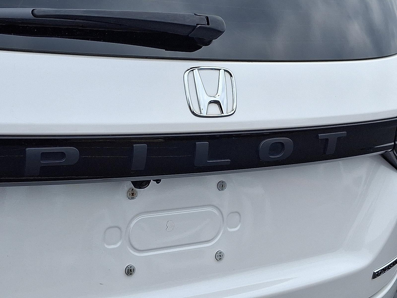 2023 Honda Pilot Touring AWD