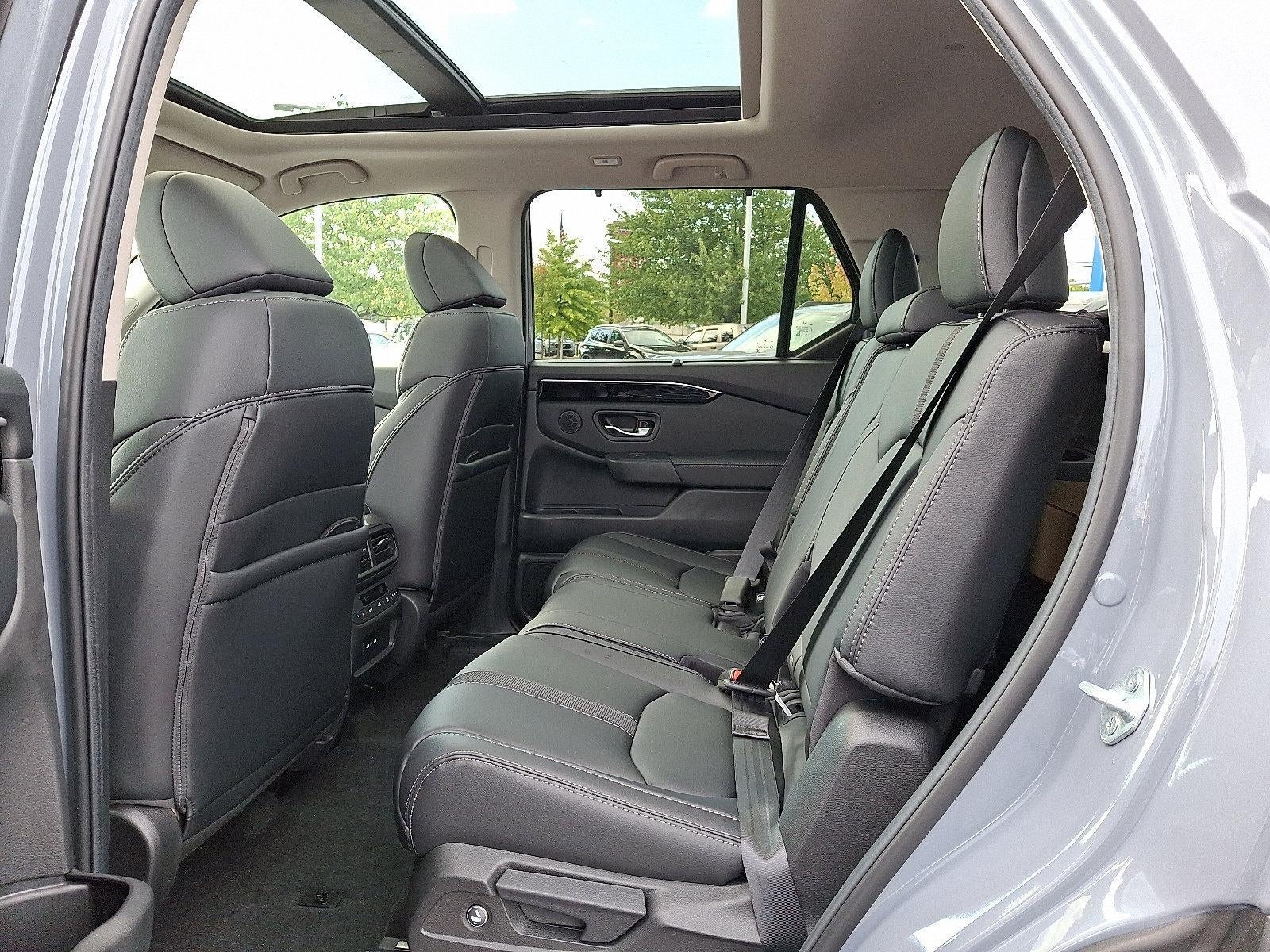 2025 Honda Pilot Touring AWD