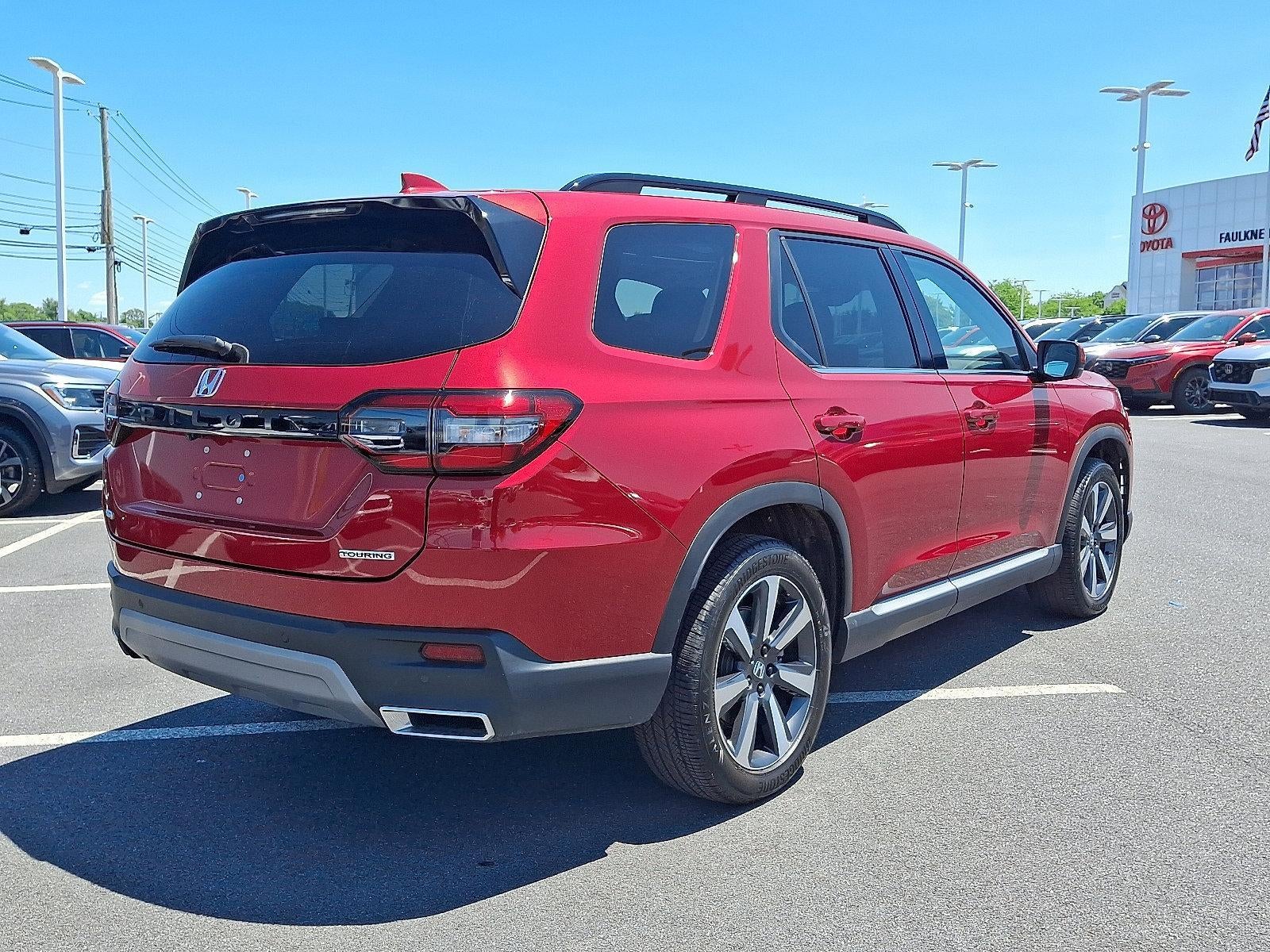 2025 Honda Pilot Touring AWD
