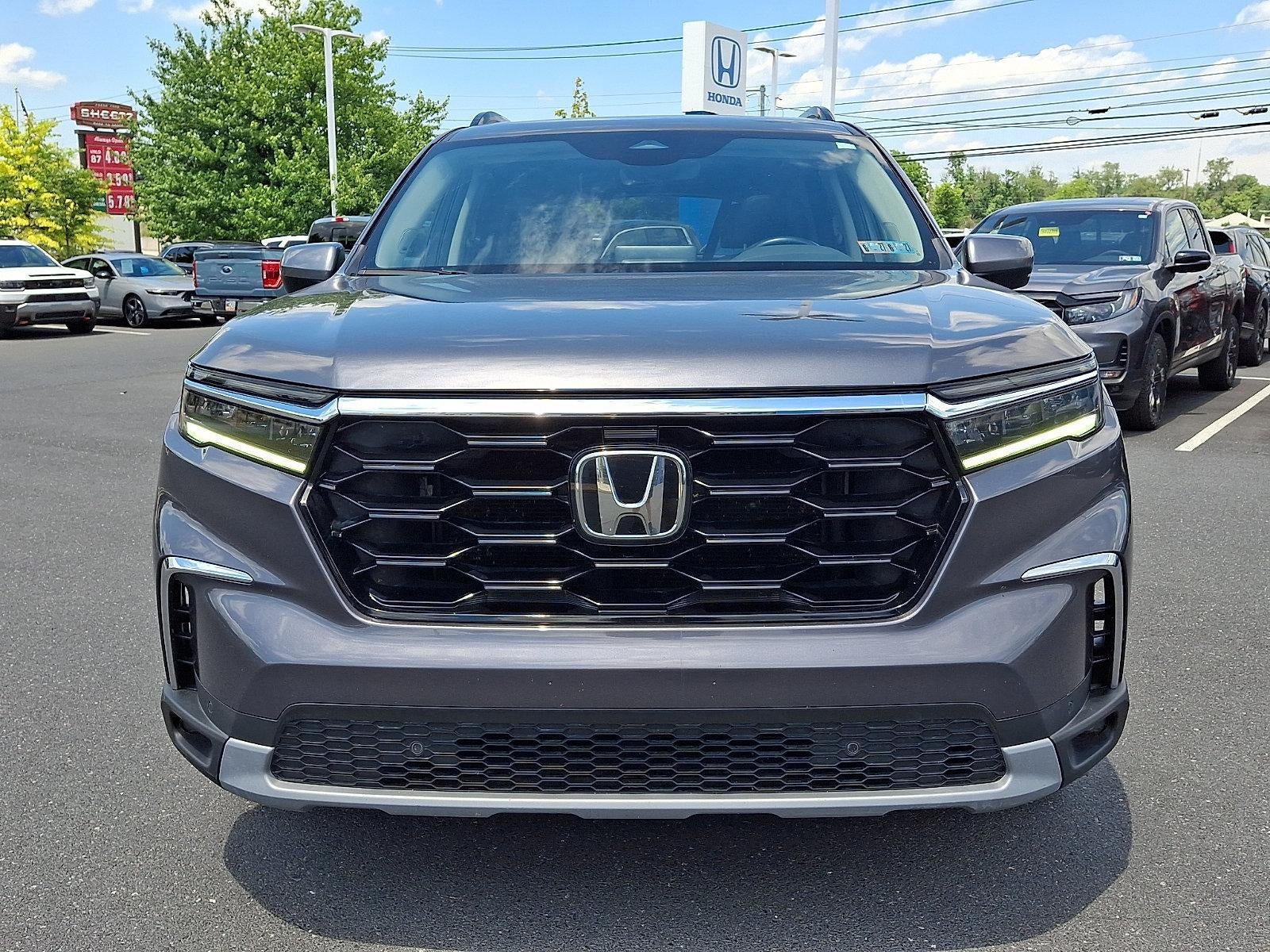 2023 Honda Pilot Touring AWD