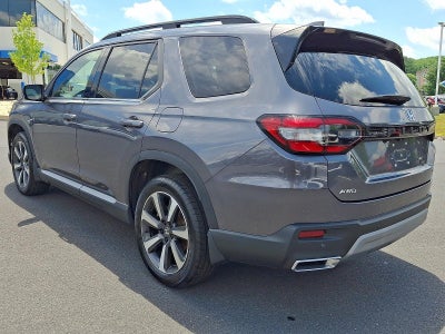 2023 Honda Pilot Touring AWD